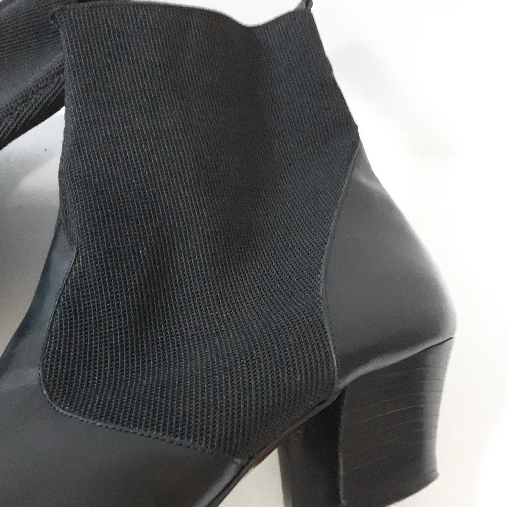 Nicole heels approx